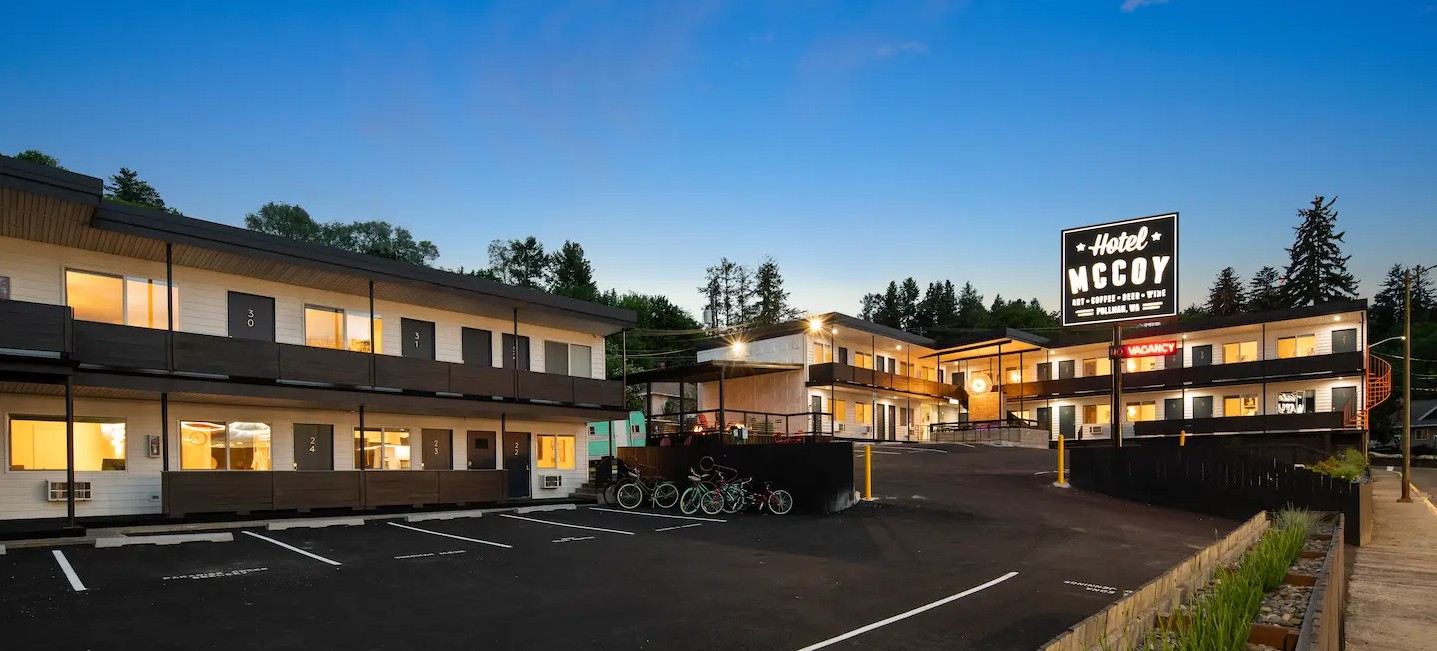 Hotel McCoy Pullman